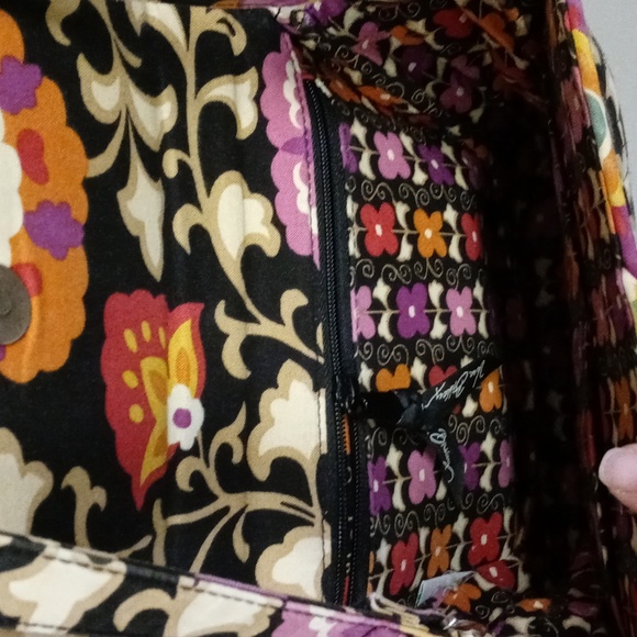 Vera Bradley Cross Body Bag - Picture 5 of 8